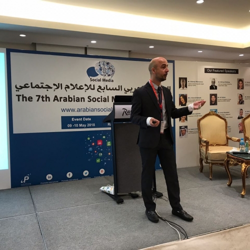 roland-abi-najem-speech-7th-arabian-social-media-forum-in-kuwait-3